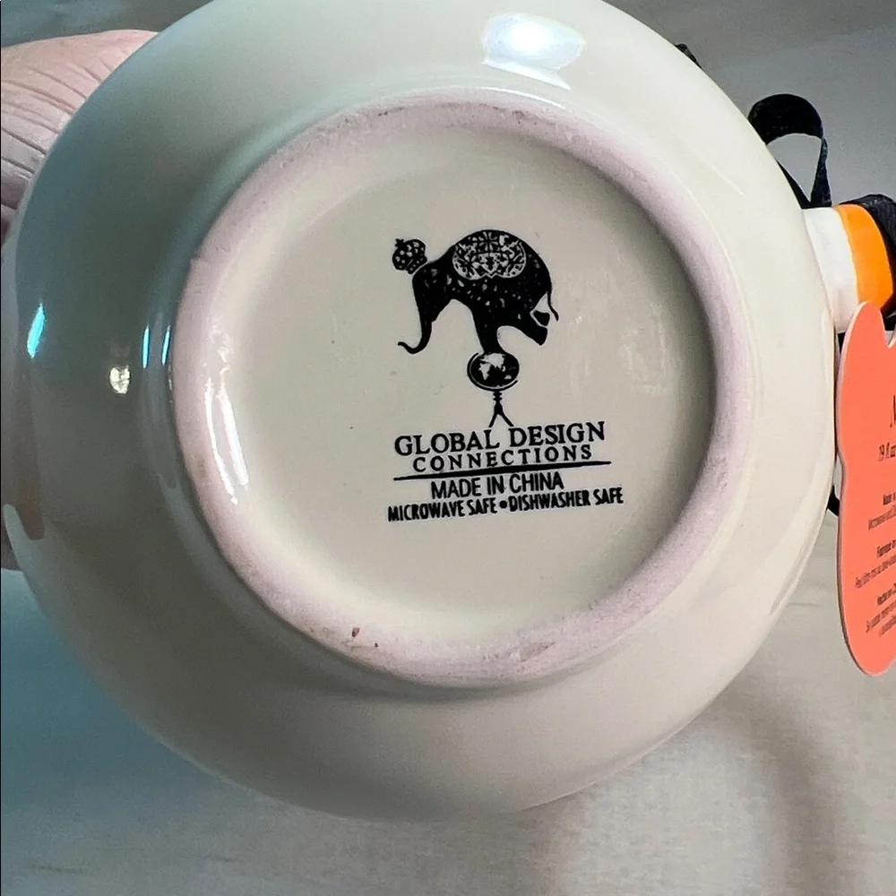 NWT Cute Teddy Bear Halloween Mug with Orange Handle @ 10 oz